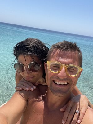 Емануела със съпруга си Андрей Арнаудов
